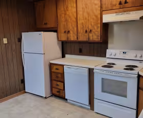 deck hill kitchen